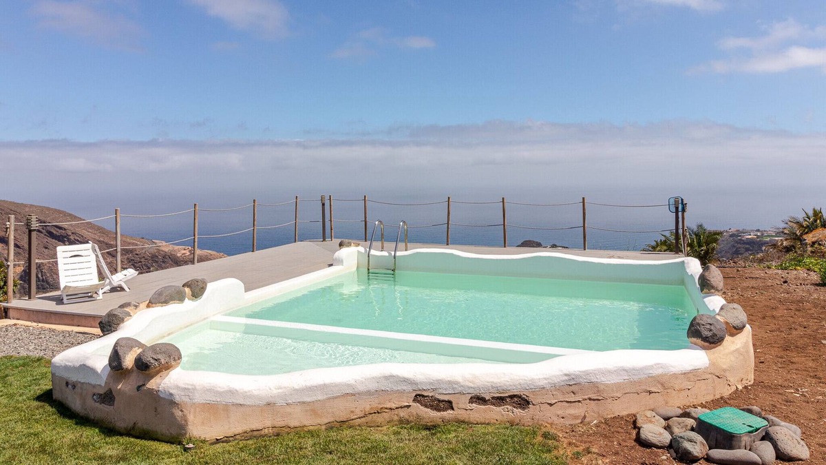 Santa Maria de Guia de Gran Canaria Cottage | Flatguest Casas Tazirga A - Terrace - Views - Communal Pool
