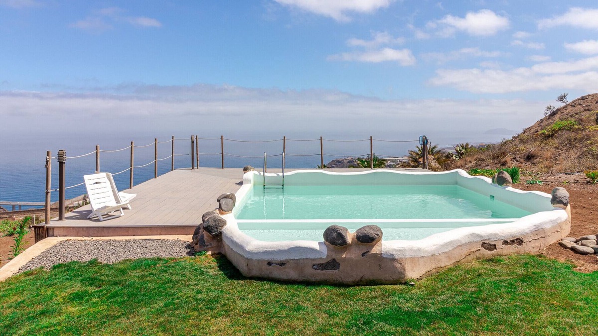Santa Maria de Guia de Gran Canaria Cottage | Flatguest Casas Tazirga B - Terrace - Views - Communal Pool