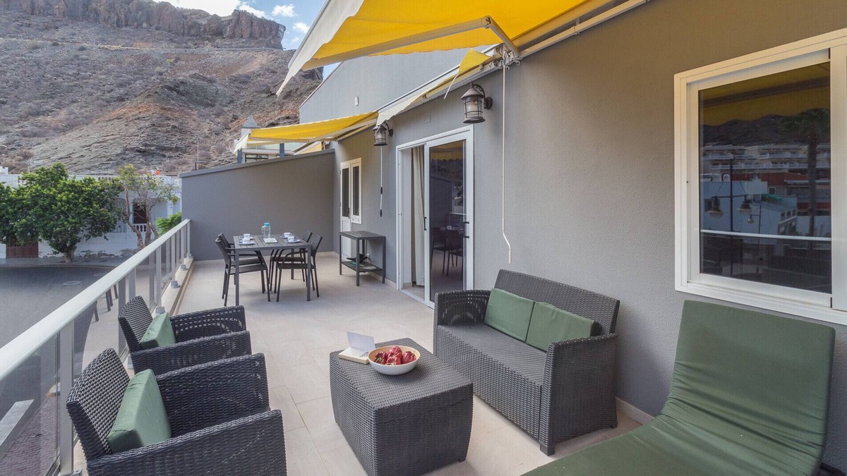 Playa de Mogan Apartment | Flatguest Mogán - Terrace + Parking + Wifi