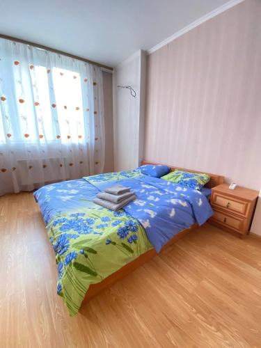 Holosiivskyj Apartment | FlatService Двокімнатні апартаменти в ЖК "4 сезони"