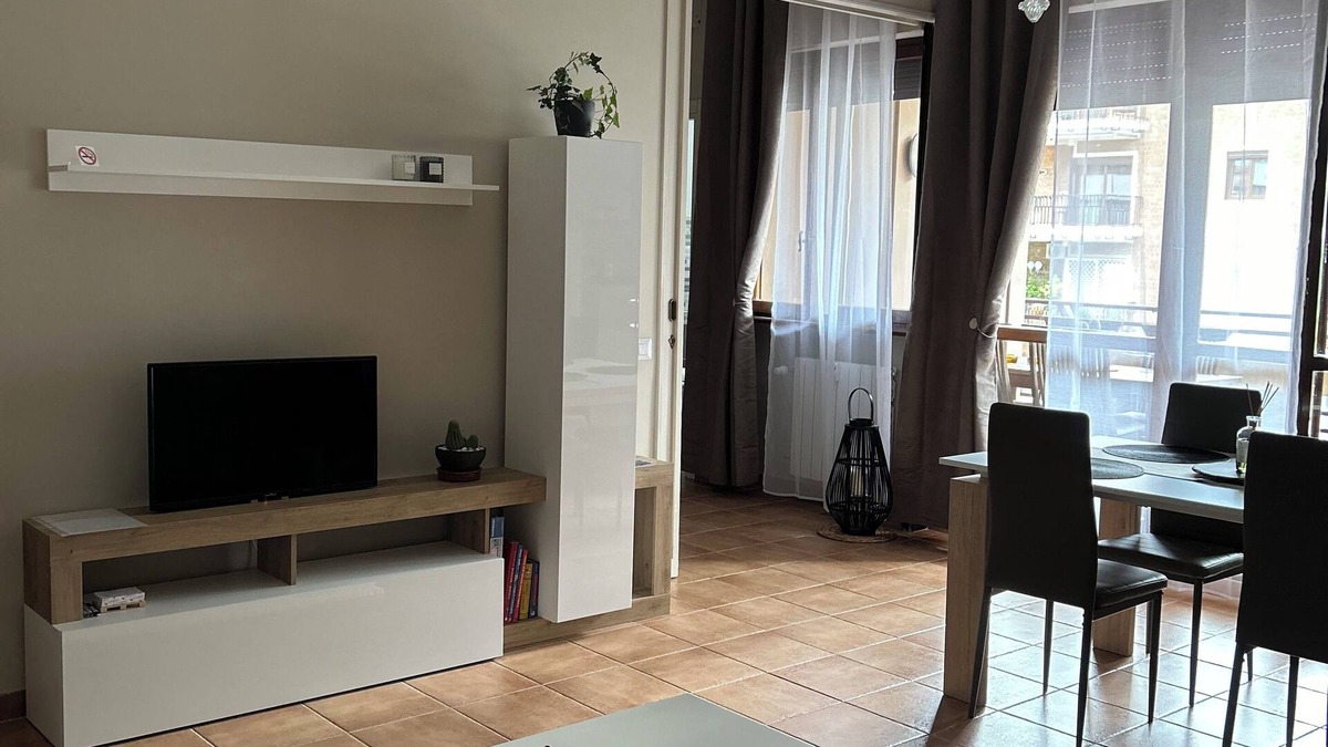 Tor di Quinto Apartment | Fleming Hill 32 Delightful apartment in a prestigious residential area