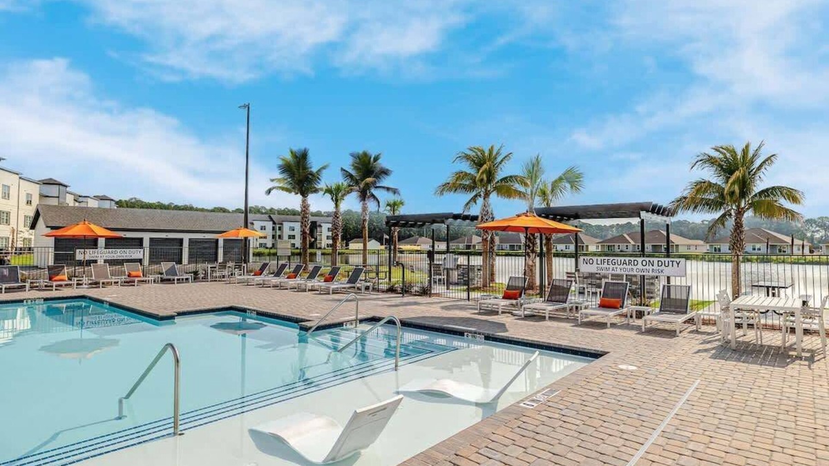 Brunswick Apartment | Fletc/TDY Pointe Grand Unit 102