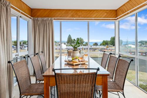 Taupo House | Fletcher House. No 1