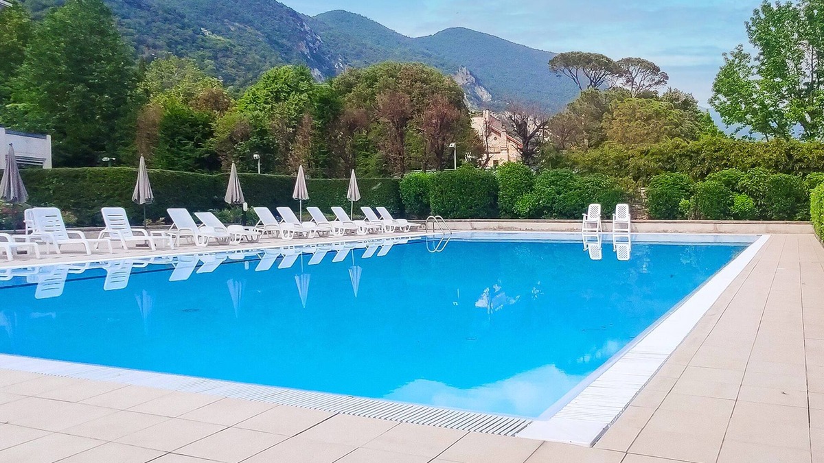 Sarnico Apartment | Flight Of Dragonfly - Sarnico