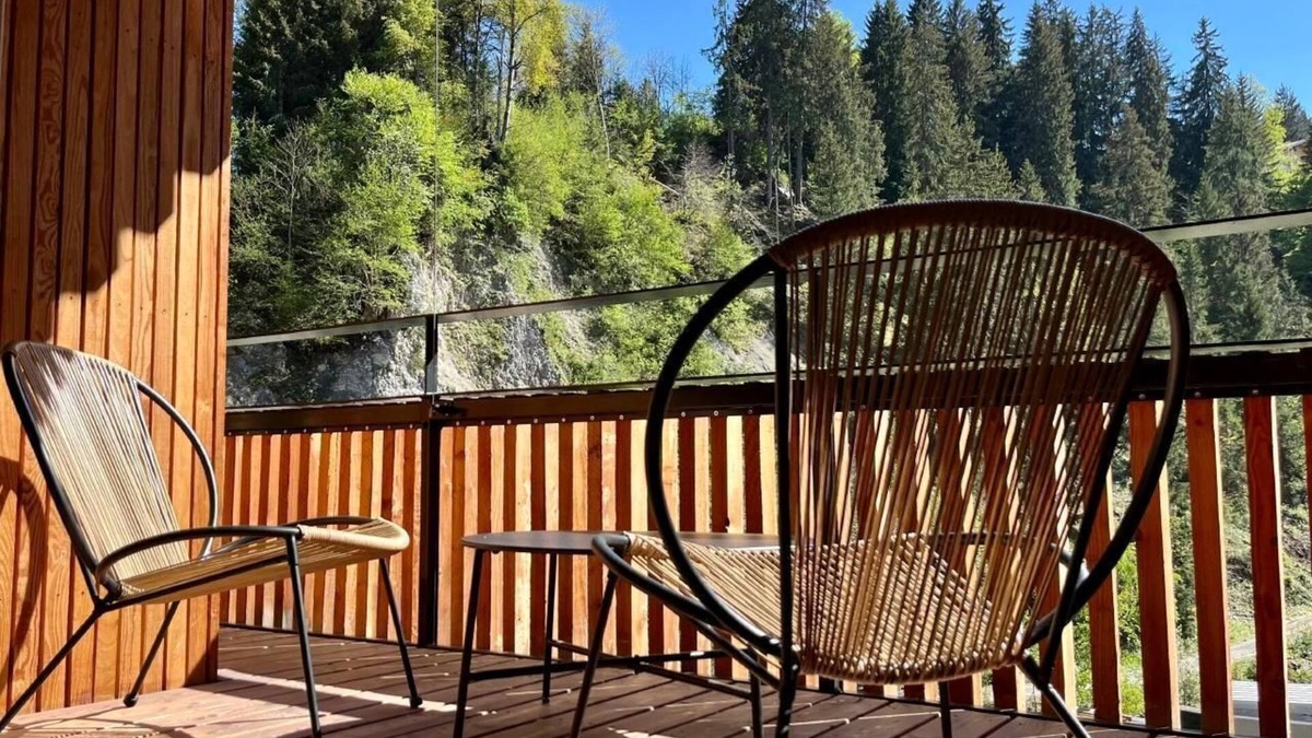 Flims Apartment | Flims Stenna SELVA directly by the mountain railway ski slope