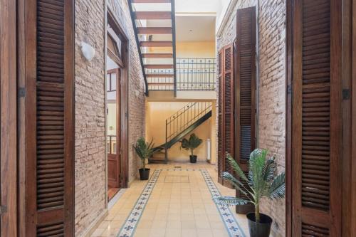 Palermo House | Fliphaus Soria 5100 - 4 Bd House Pool & BBQ Palermo Soho