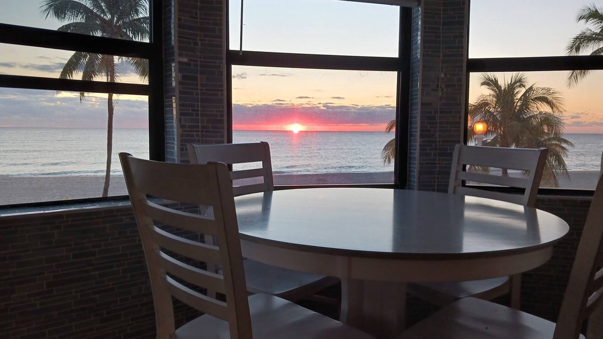 Hollywood Condo | Fll Boat Show $25 uber 5☆ OceanView *PRIME Location* ♡ Brdwlk*Free Park*