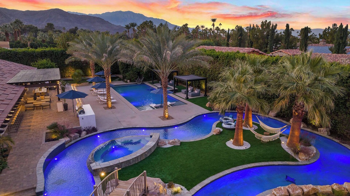 Rancho Mirage House | Float down at the 'Lazy River Oasis'