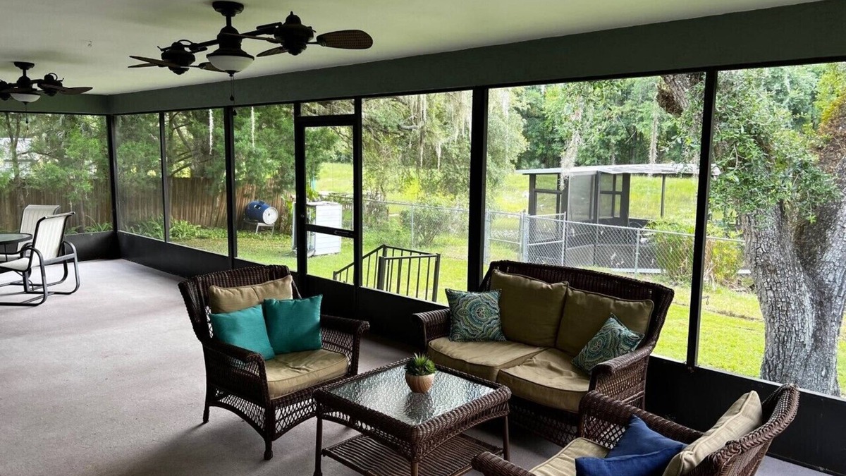 Dunnellon House | Floating dock/Kayaks/Paddle Board- Lots of Space