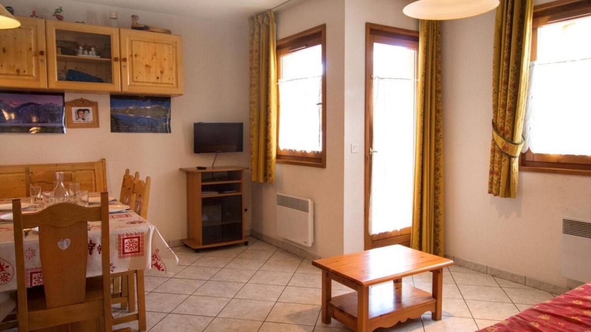 Aussois Apartment | Floor -1, terrace, tv, ski locker, 38m², Aussois