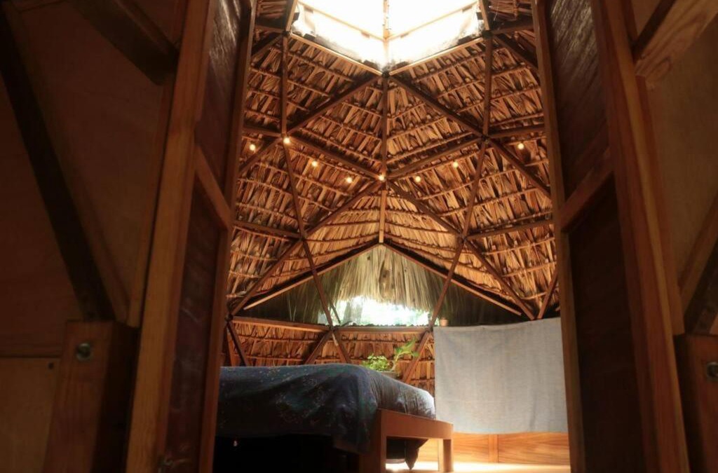 Mazunte House | Flor de Mayo domo ecológico