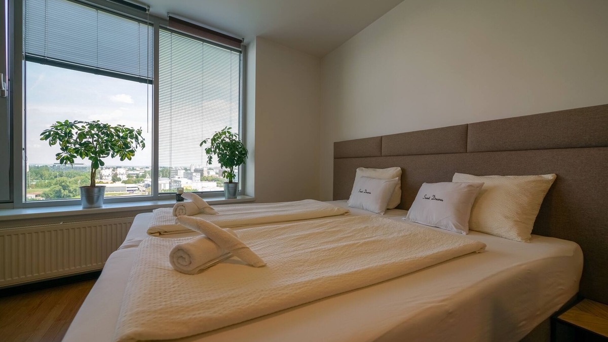 Nove Mesto Apartment | Flora Cozy Apartment by CHORS