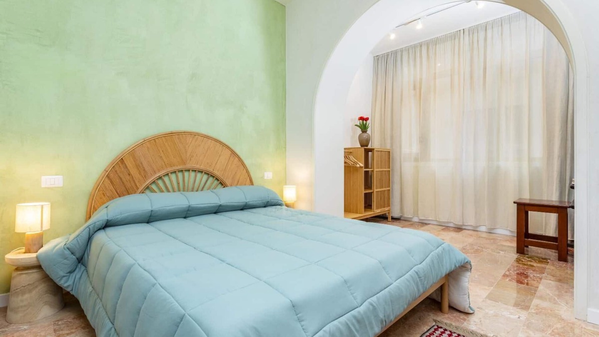 Borgo-Sanzio Apartment | Florio's Guest House Liotru