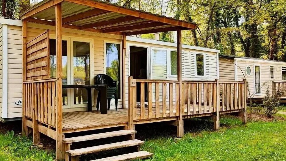 Tremolat House | Flower Camping LES BERGES DE LA DORDOGNE * - Mobil-Home Comfort 32m2 Riviera - 3 bedrooms + Semi-covered terrace, dishwasher 6 people