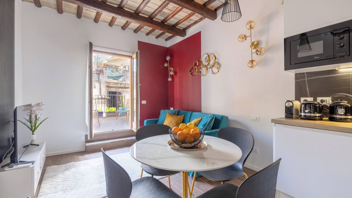 Rione VI Parione Apartment | Flower Terrace – Campo de’ Fiorin- Panoramic terrace in the heart of Rome -
