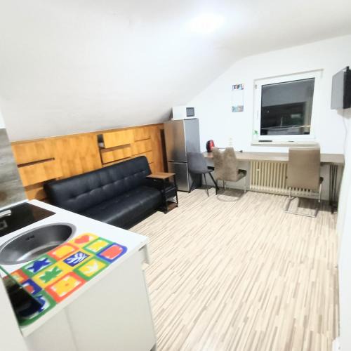Konigstadten Apartment | FMI13Furnished Accommodation