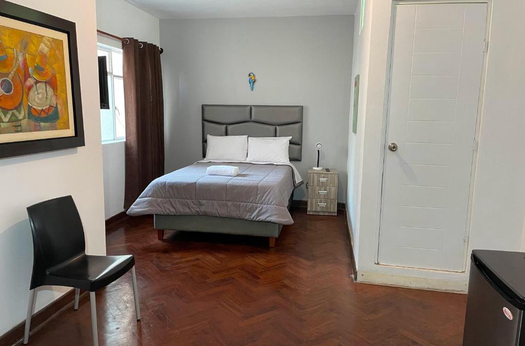 Leuro Bed & Breakfast | FOGATIS - Lima Miraflores