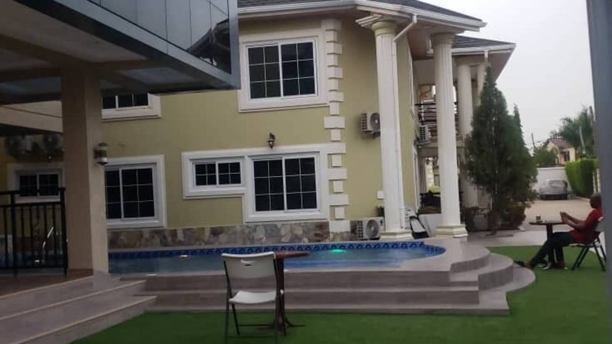 Madina Hotel | Fokuzzy Lodge