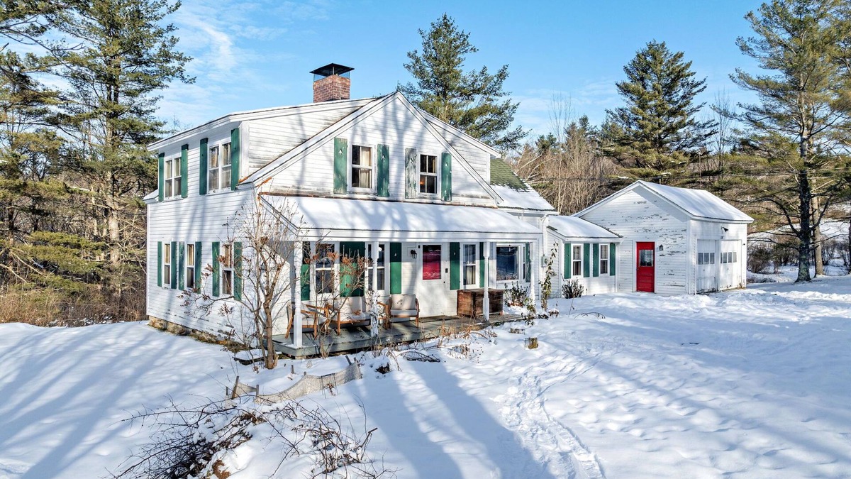 Whitingham Other | Foliage Ready! Play Area, Crib, 11 Acre Farmhouse