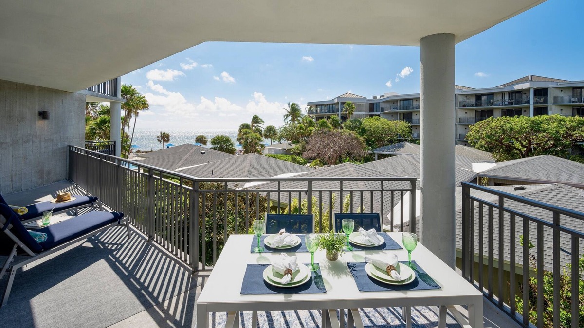 Key West Condo | *FOLLOW THE SUN @ THE BEACH* Ocean Condo/Pool & Tennis + LAST KEY SERVICES.