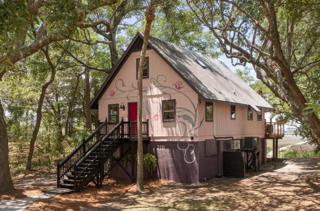 Folly Beach House | Folly Vacation Vintage Cottage with Stunning Views 218