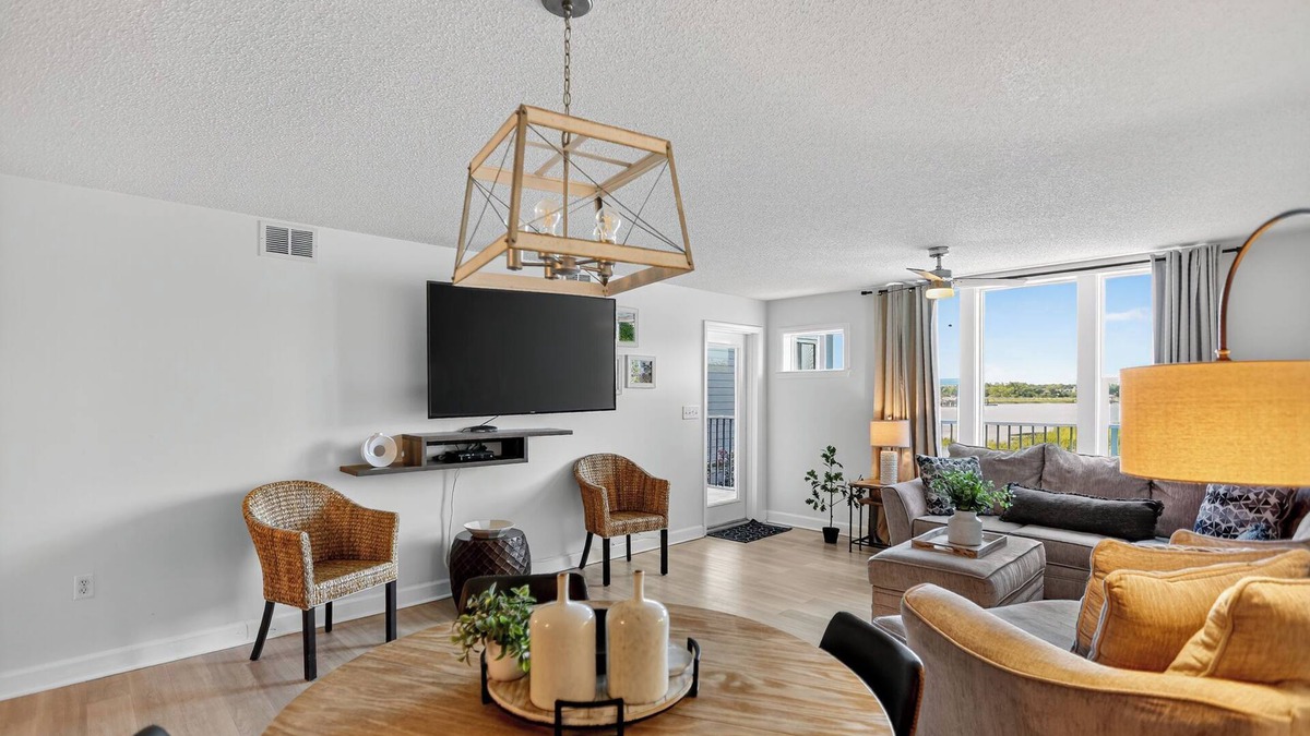 Folly Beach Condo | Folly Waterfront Condo - Pool, Screened Porch