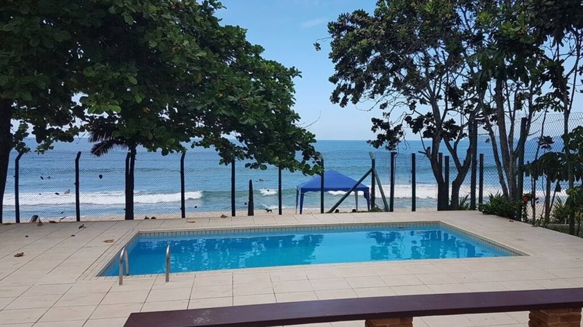 Tenorio Apartment | Foot in the Red Sand of Tenório