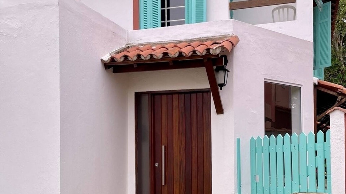 Guarutuba House | Foot in the sand - 5 bedrooms We accept monthly rent