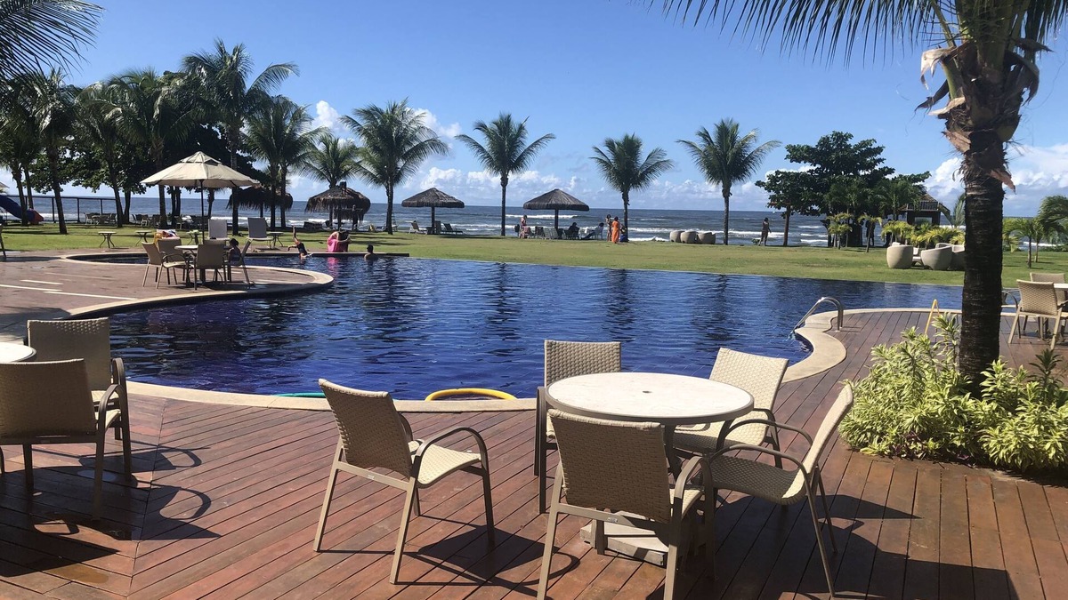 Diogo Apartment | Foot on the sand . coral paradise, guarajuba!