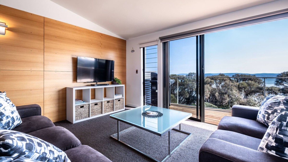 Coles Bay Apartment | Footprints 2