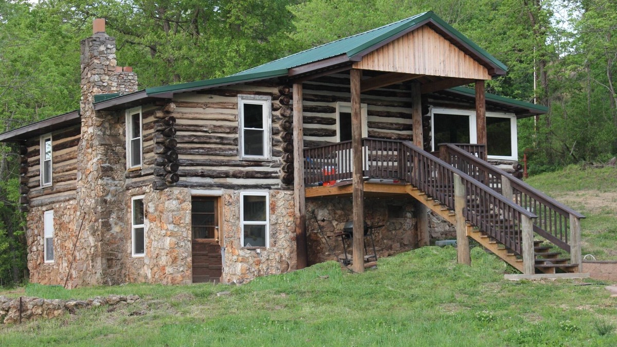 Steelville Cabin | 'For Old Time's Sake' Log Cabin