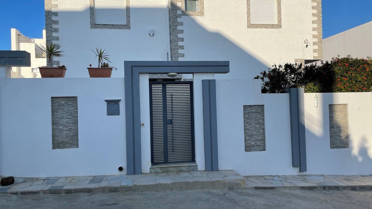 Nabeul Villa | For rent a luxurious villa S+4 located in El Haouaria Cité touristique Plage Sud