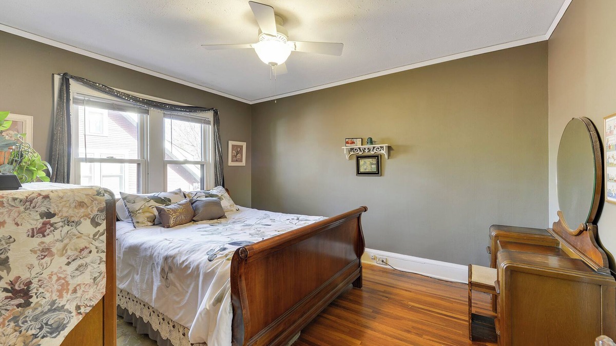 Southwest Minneapolis Apartment | FOR THE MONTH OF FEBRUARY 2026 ONLY