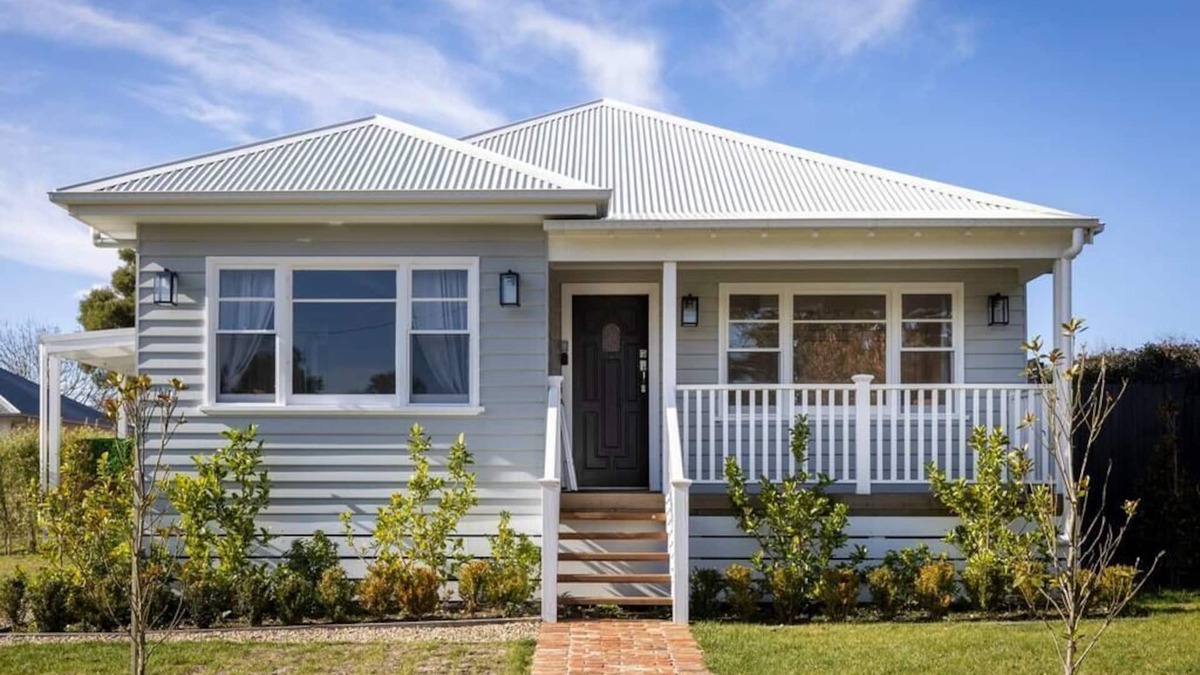Trentham House | FOREST CORNER - 3 BEDROOM WEATHERBOARD, TRENTHAM