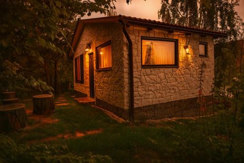 Covasna Villa | Forest Hide Tiny House