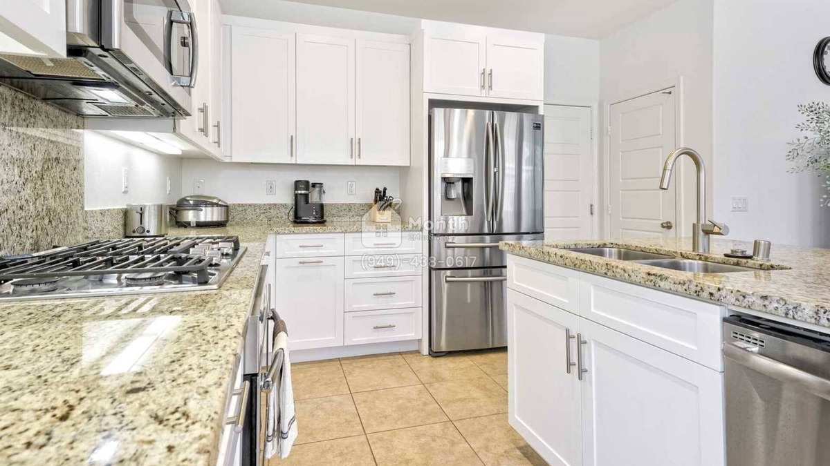 Lake Forest Condo | Forest Vista on Lavender