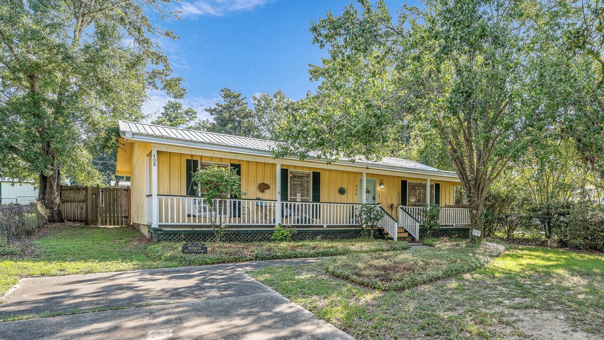 Fairhope House | Forester Pointe