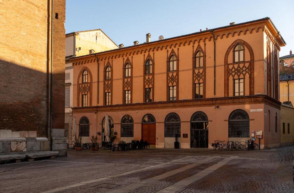 Cremona House | Foresteria La Vista