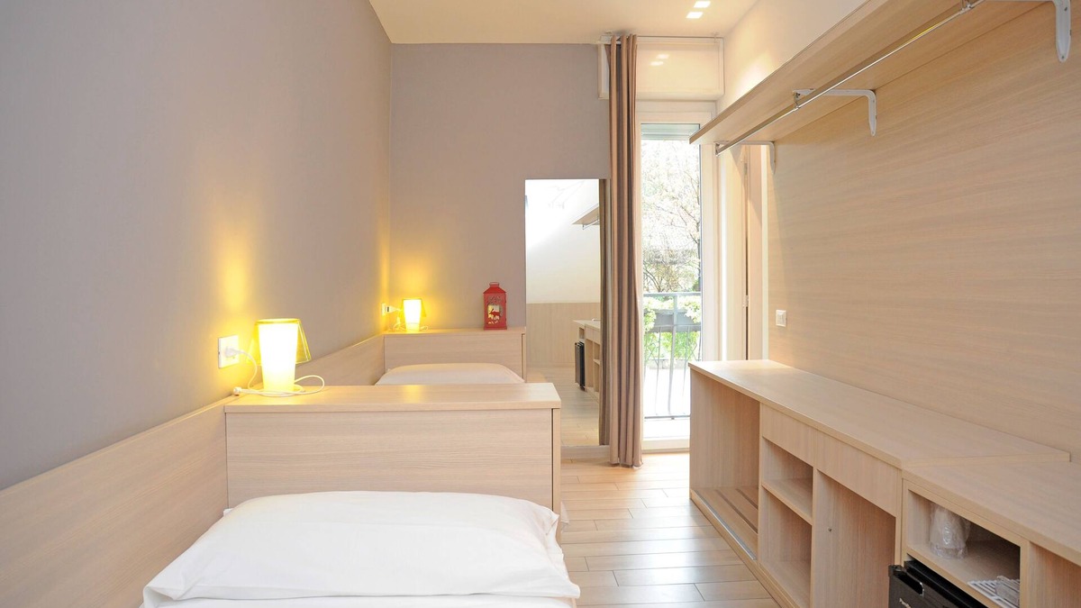 Rho House | Foresteria Rhodense Via Italia