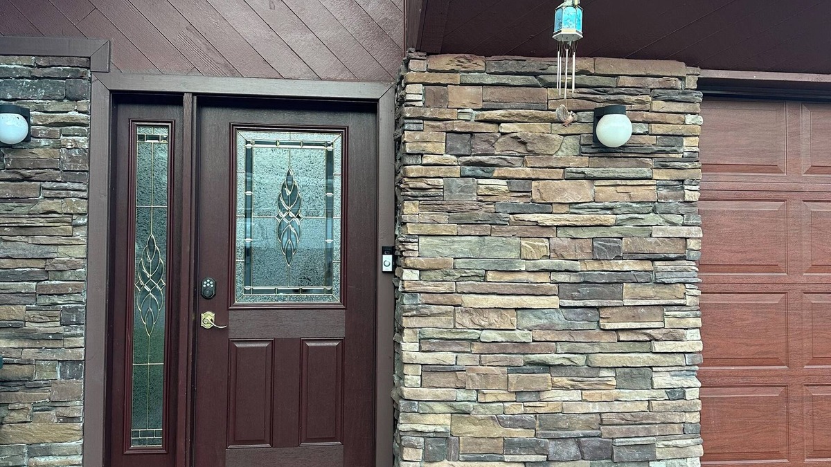 Old Seward - Oceanview Apartment | Forget Me Not Home in South Anchorage