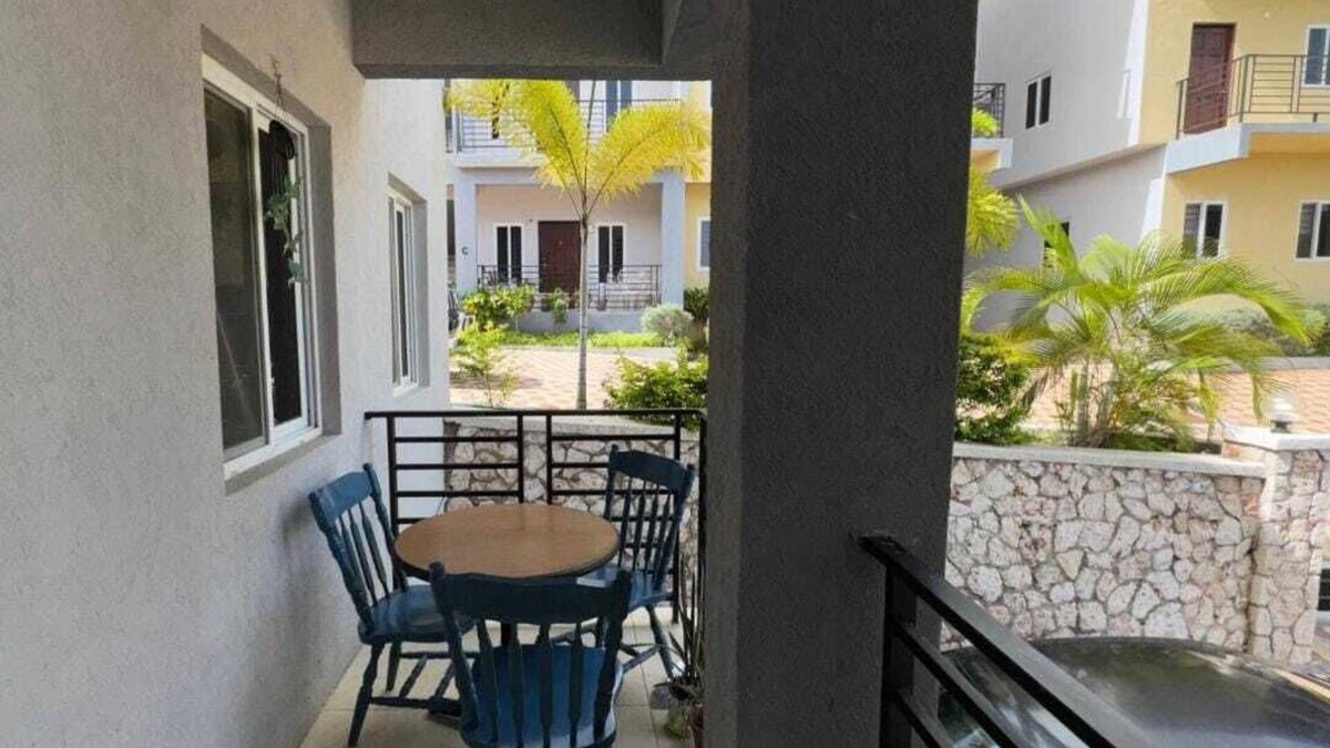 Saint Andrew Apartment | Forrest Gate Apartment when home is away - Comfort beyond your wildest dreams.