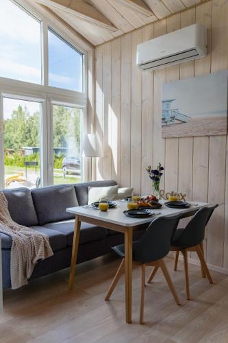 Engure House | Forrest Guest House Ameli