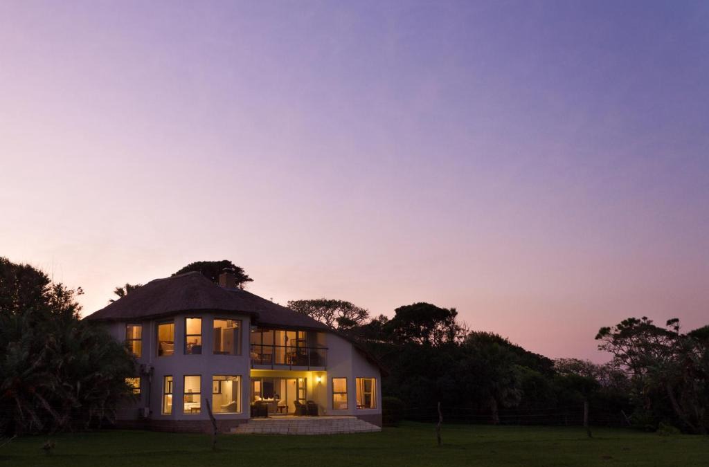 Seafield Cabin | Fort D'Acre