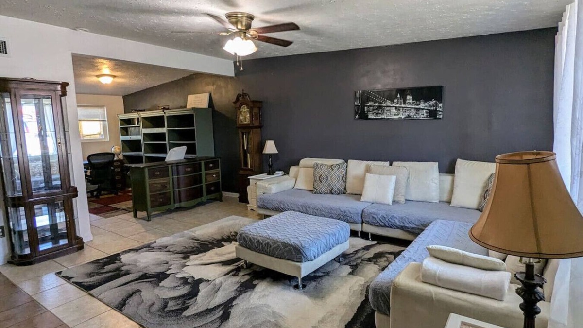 Sierra Vista House | Fort Huachuca. Home with private Gym. Pet with fee