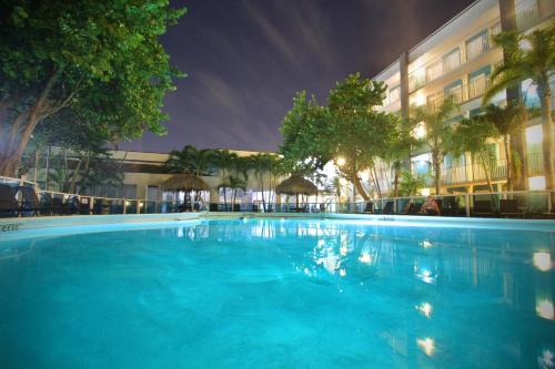 Survey Creek Hotel | Fort Lauderdale Grand Hotel