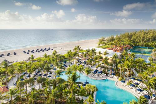 Central Beach Resort | Fort Lauderdale Marriott Harbor Beach Resort & Spa