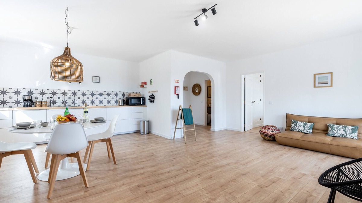 Vila do Bispo Apartment | Fortaleza sea view Villa Miramar - one bedroom apartment