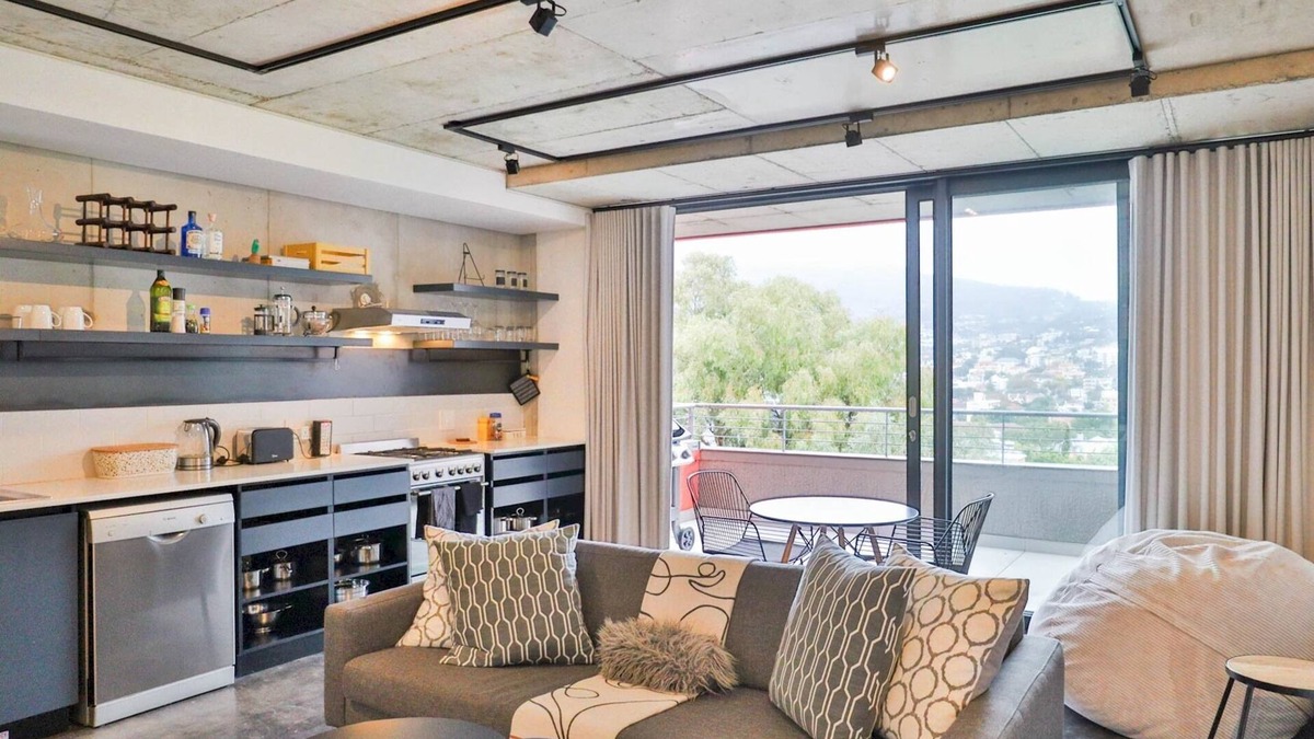 Schotsche Kloof Apartment | Forty On L 607 by CTHA