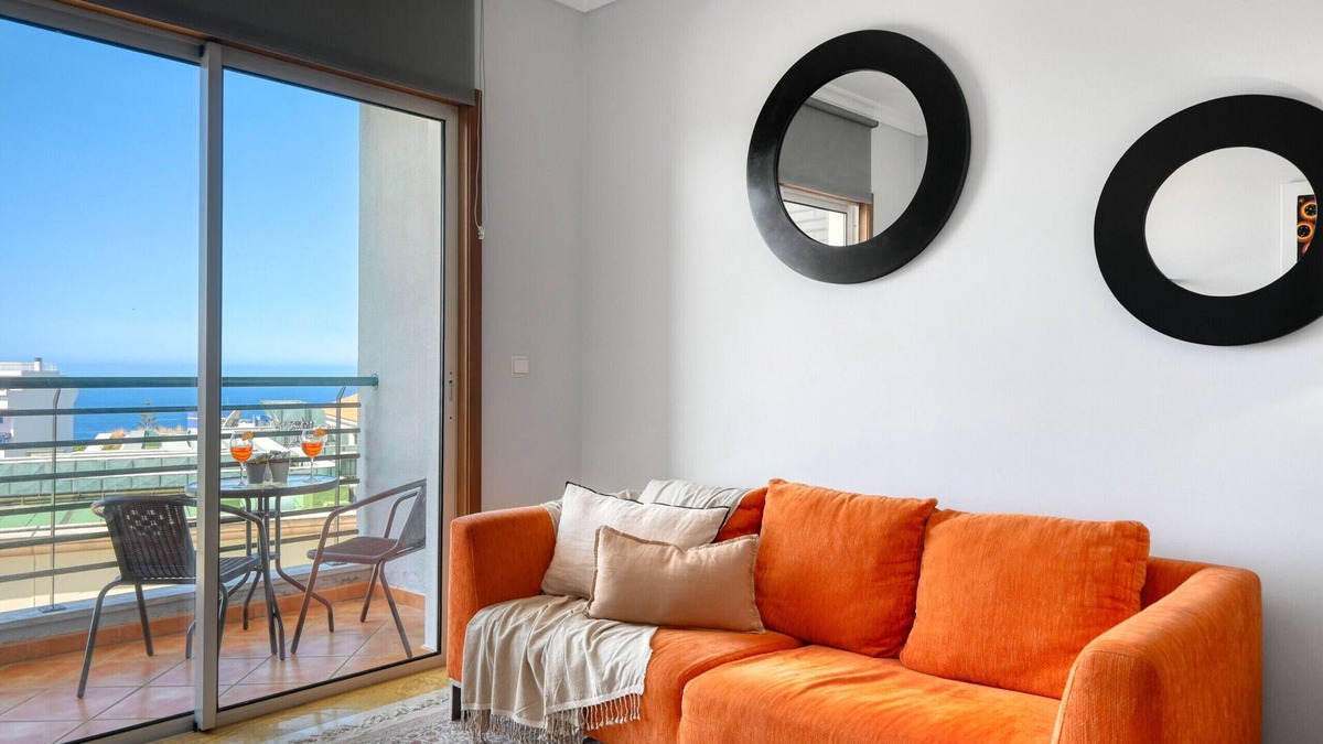 Sao Martinho Apartment | Forum Escape, a Home in Madeira