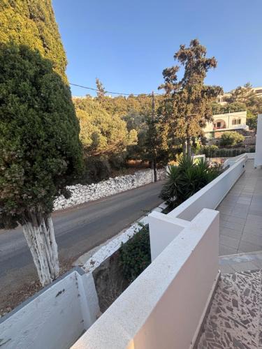 Kamari Apartment | Fotinis Apartment